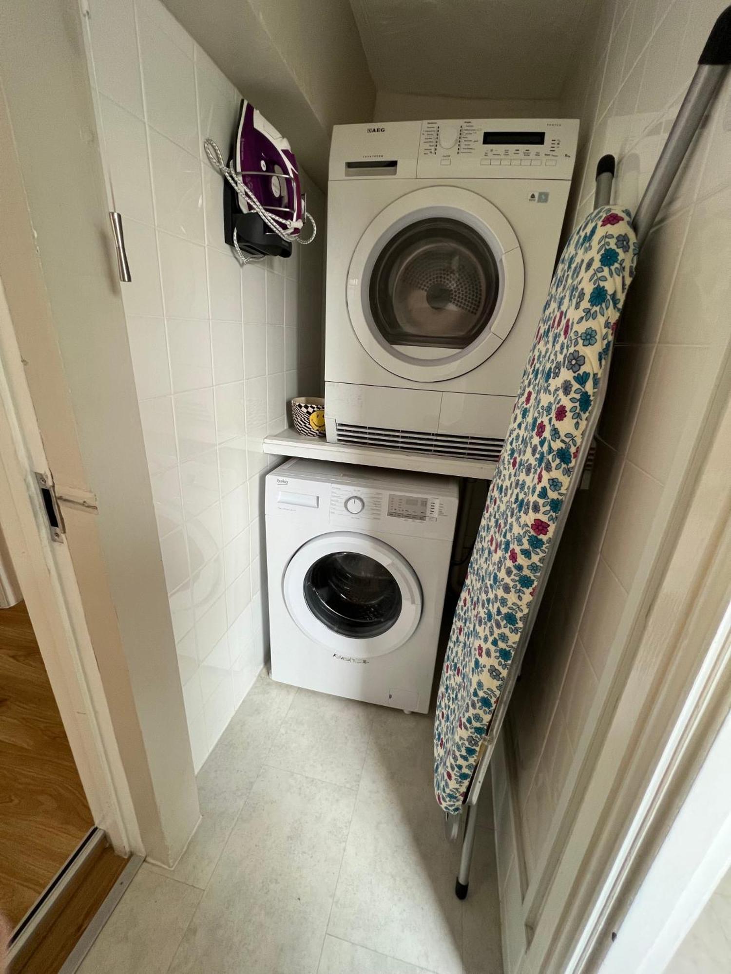 Stay In Yeovil Town Centre, Large 2 Bd Apt With Parking, Sleeps 4 Ngoại thất bức ảnh